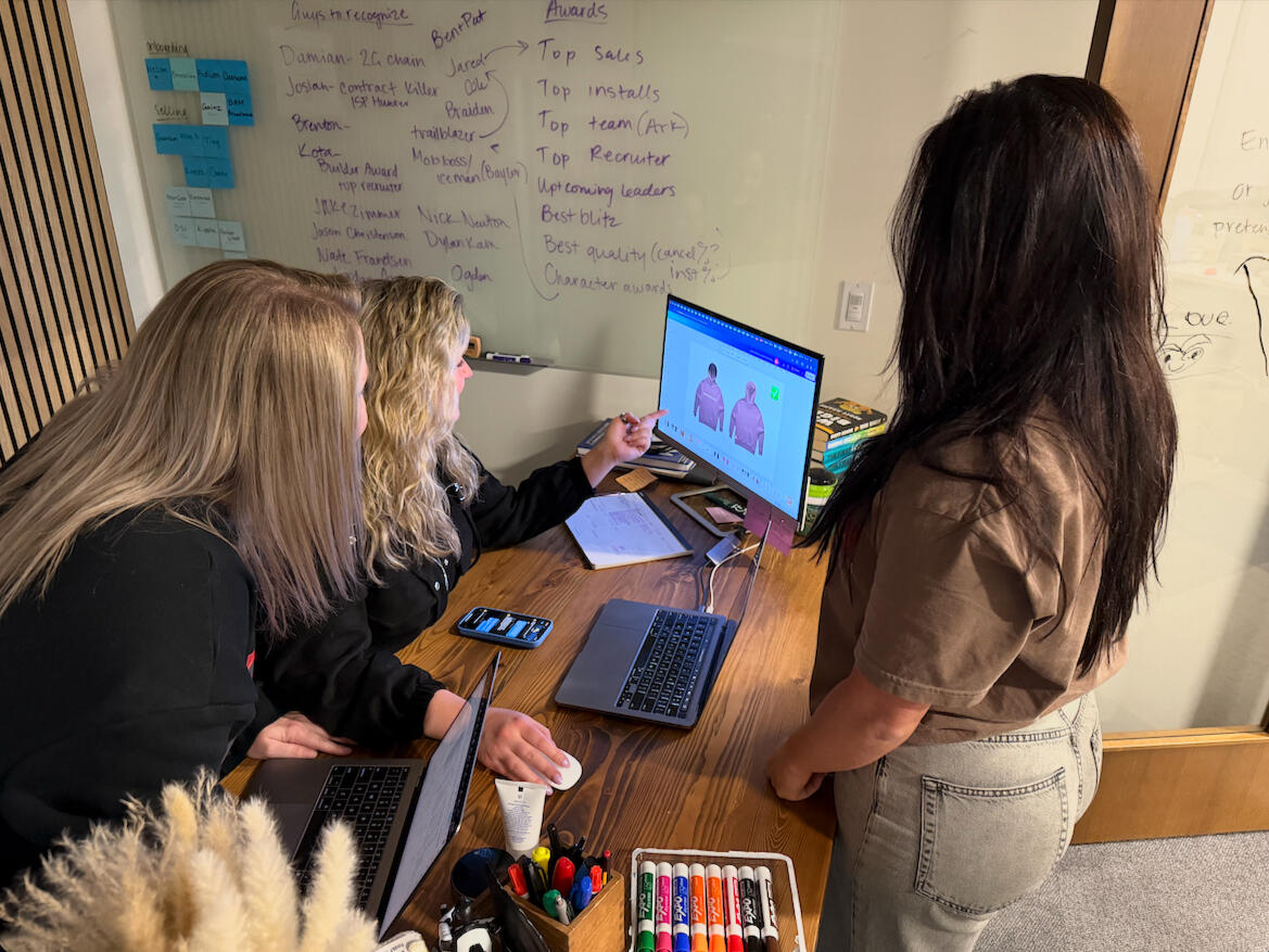 Captain No Pants 🍑